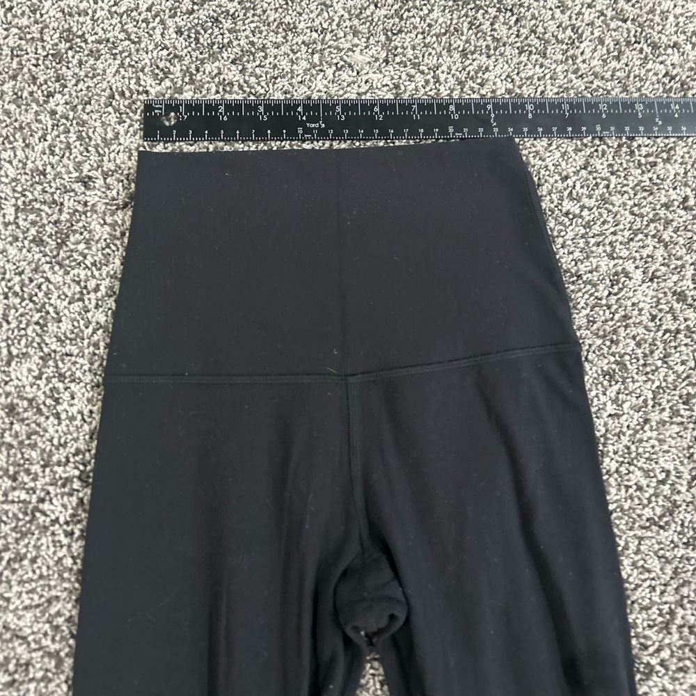 Lululemon Black High-Rise Leggings Size 4 - Picture 7 of 9